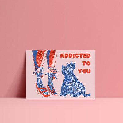 Affiche Addicted To You avec illustration graphique et message typographique
