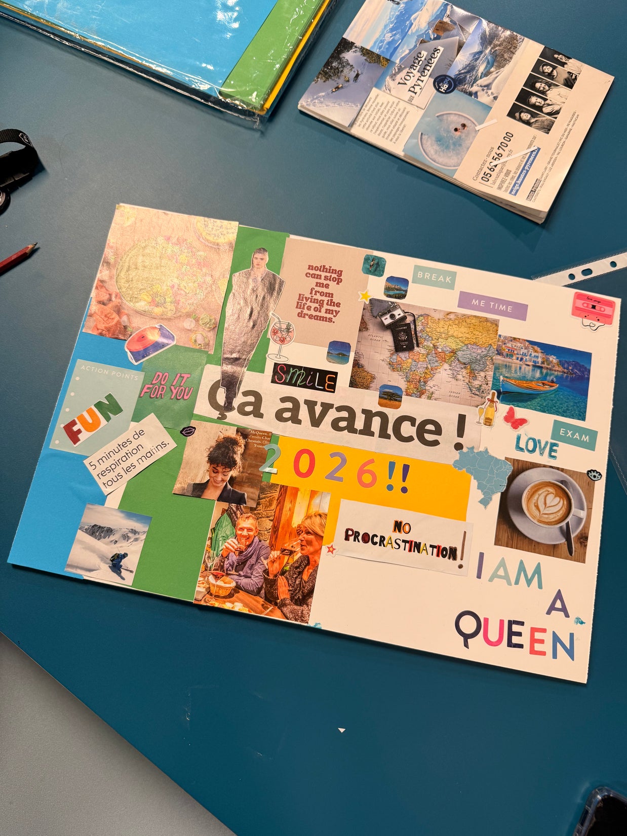 Visionboard terminé avec collages, textures et objectifs personnels pour la nouvelle saison