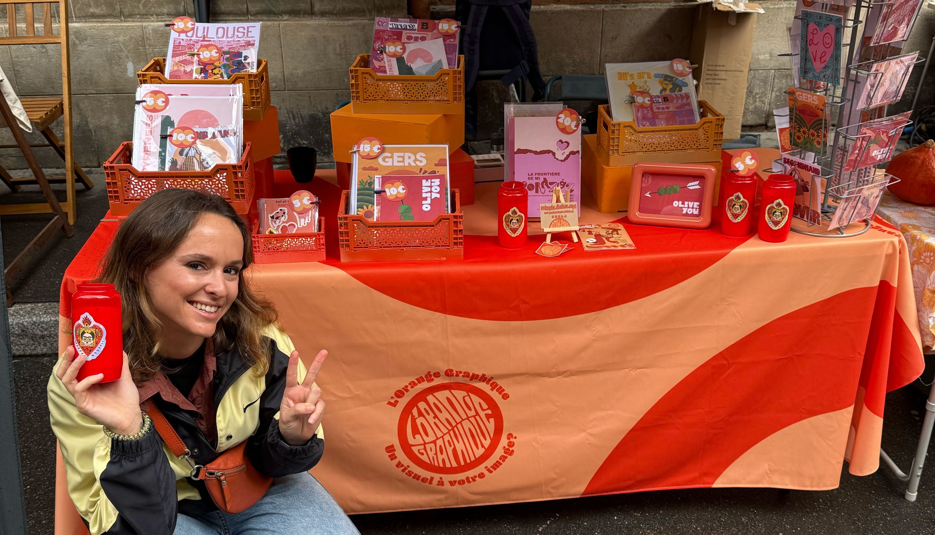 Portrait de María Naranjo, graphiste et illustratrice freelance