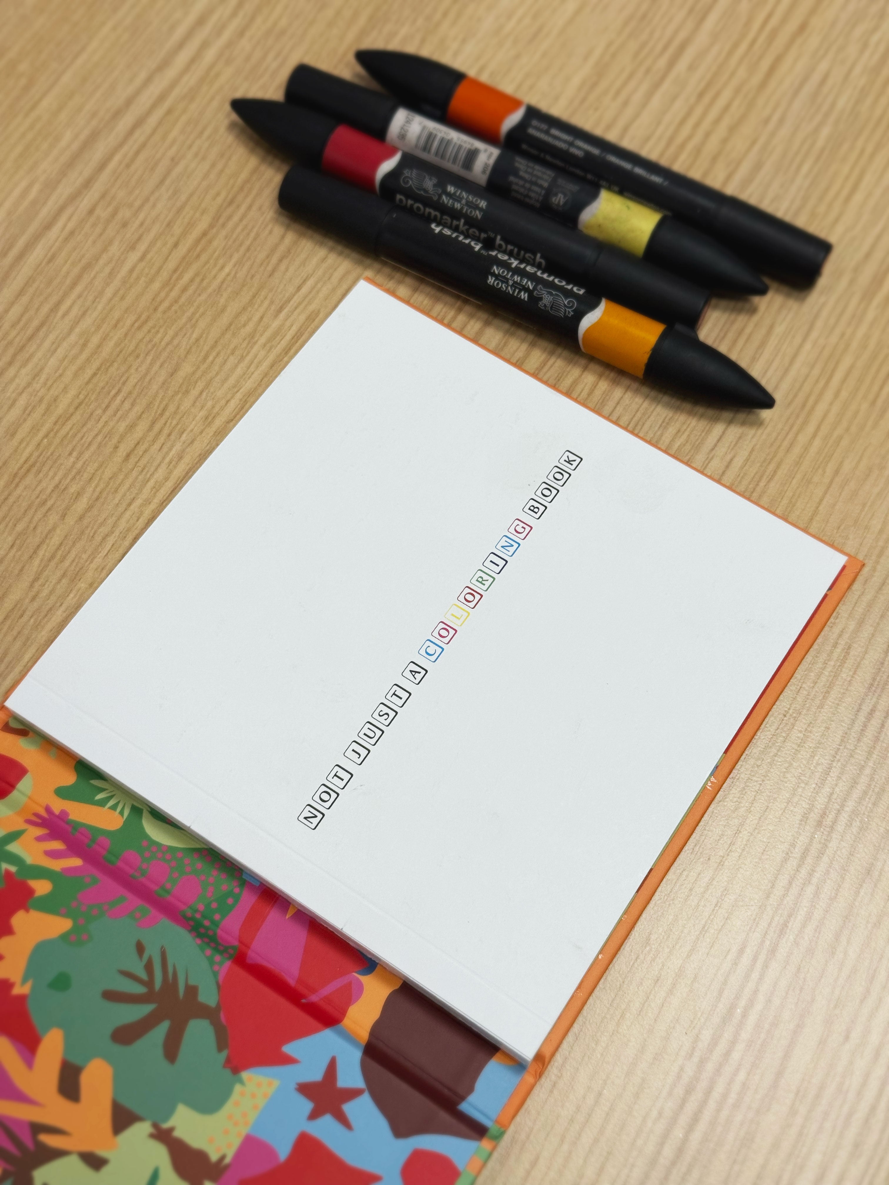 Dessin éléphant souriant
